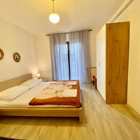 Mira * Opatija