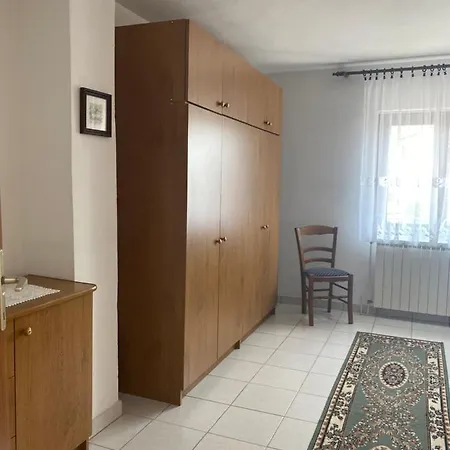 Mira Apartman *