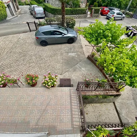Apartman Mira