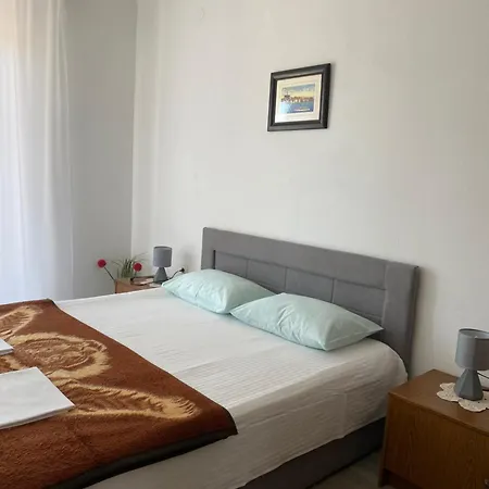 Apartman Mira